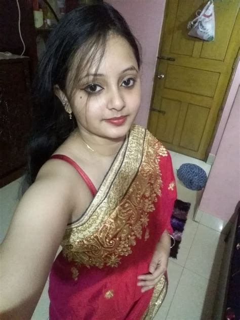 desi pics nude|Sexually Teasing Desi Nude Bhabhi Photo Gallery – 57 Pics